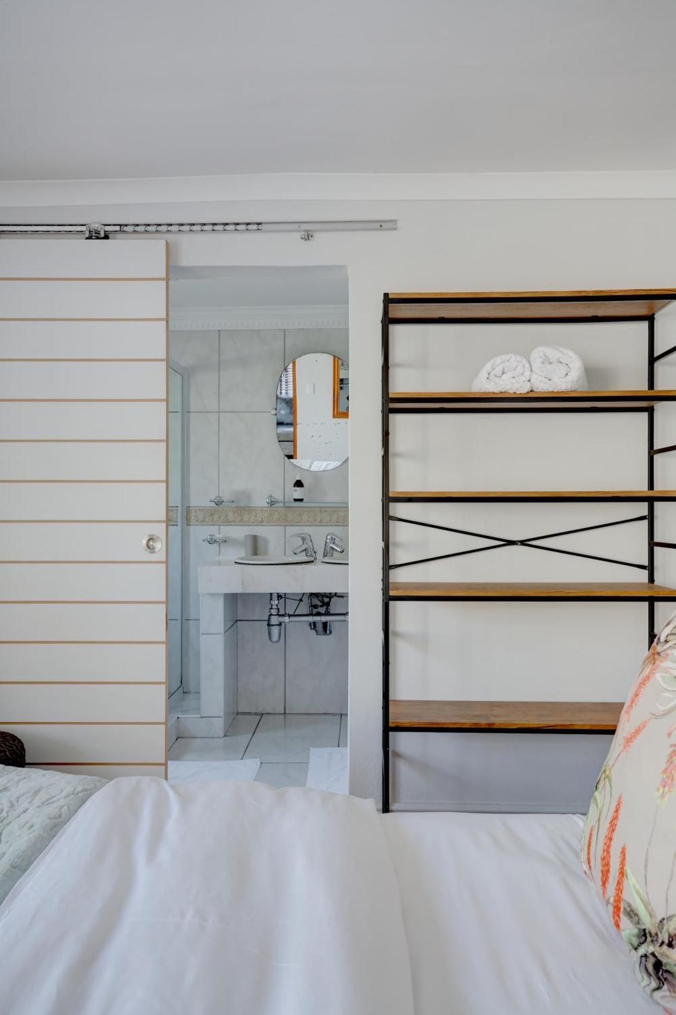 Beautiful Abalone Hotel Херманус Екстериор снимка